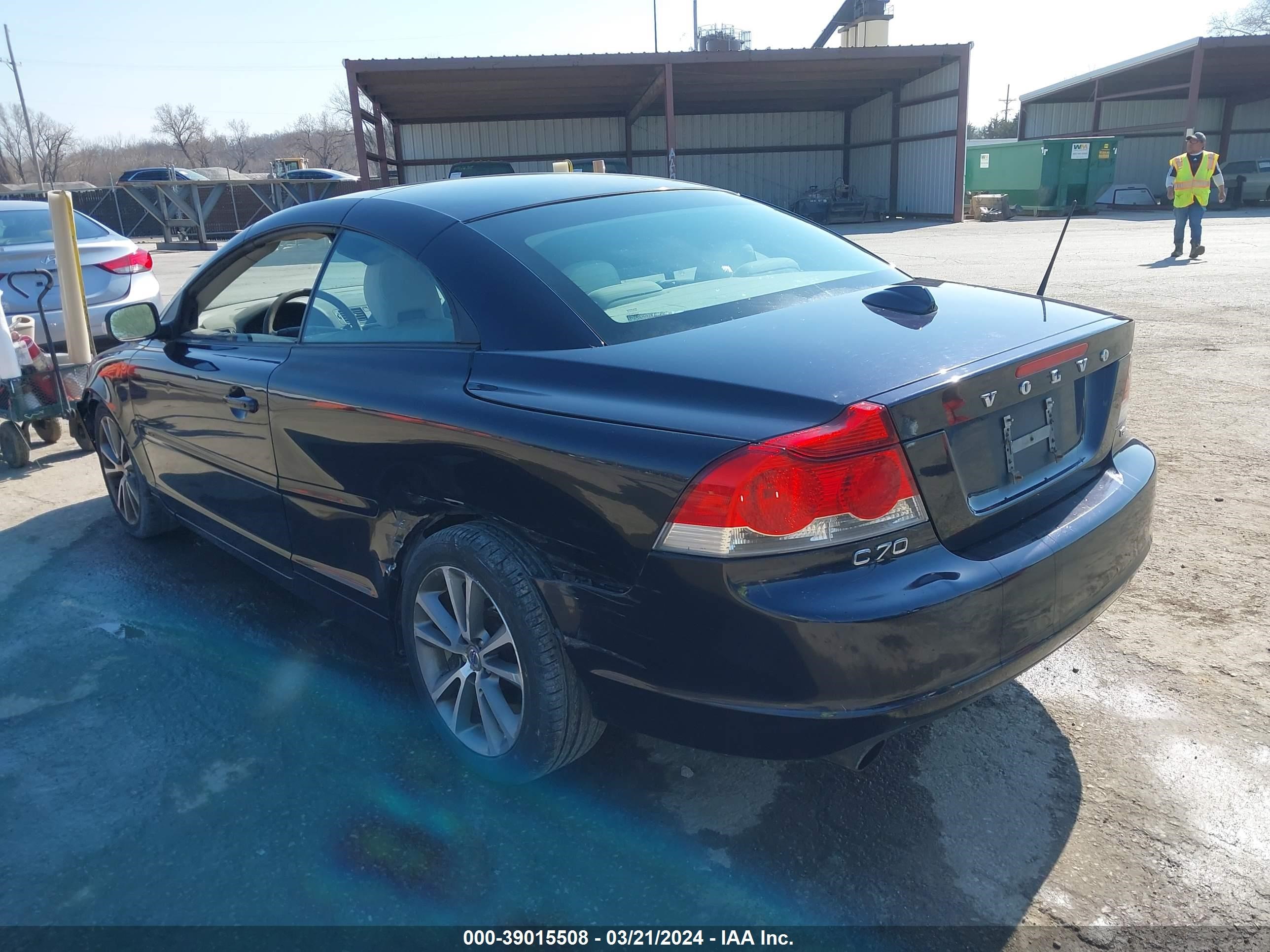 Photo 2 VIN: YV1MC67239J078664 - VOLVO C70 