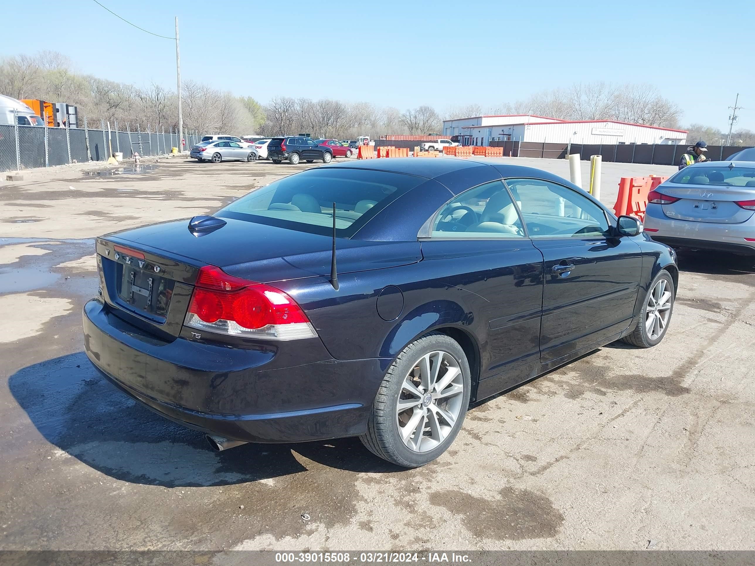 Photo 3 VIN: YV1MC67239J078664 - VOLVO C70 