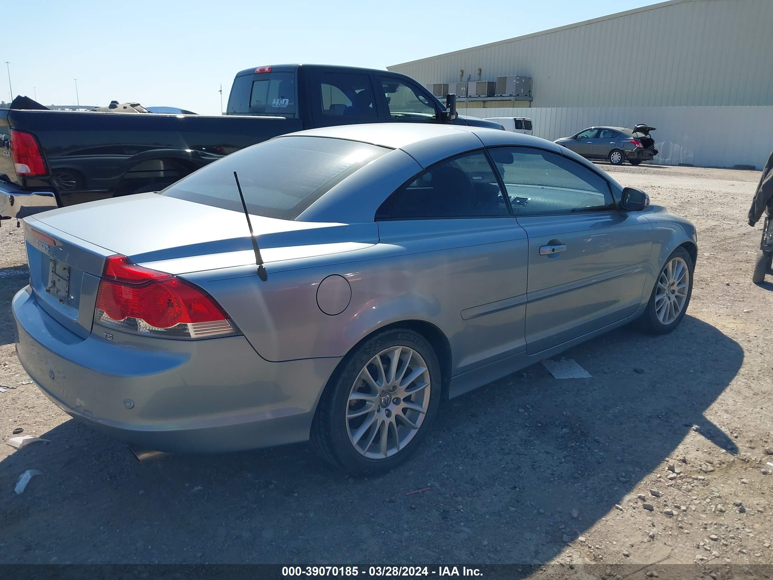 Photo 3 VIN: YV1MC67248J046496 - VOLVO C70 