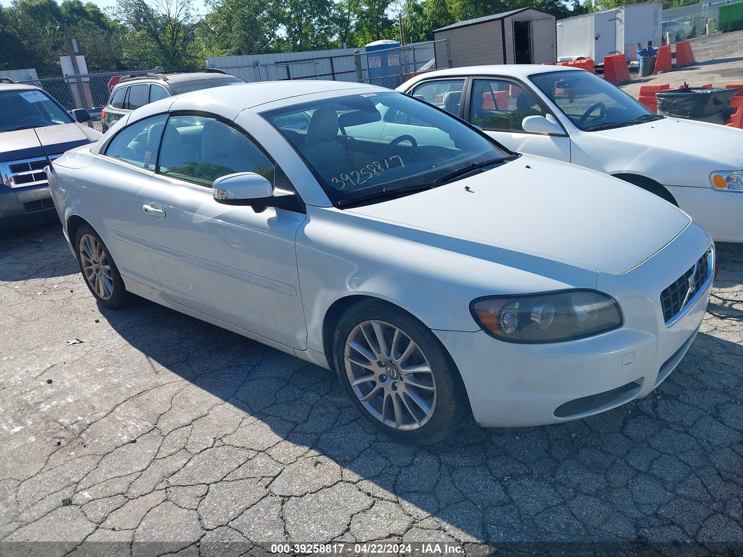 Photo 0 VIN: YV1MC67249J075689 - VOLVO C70 