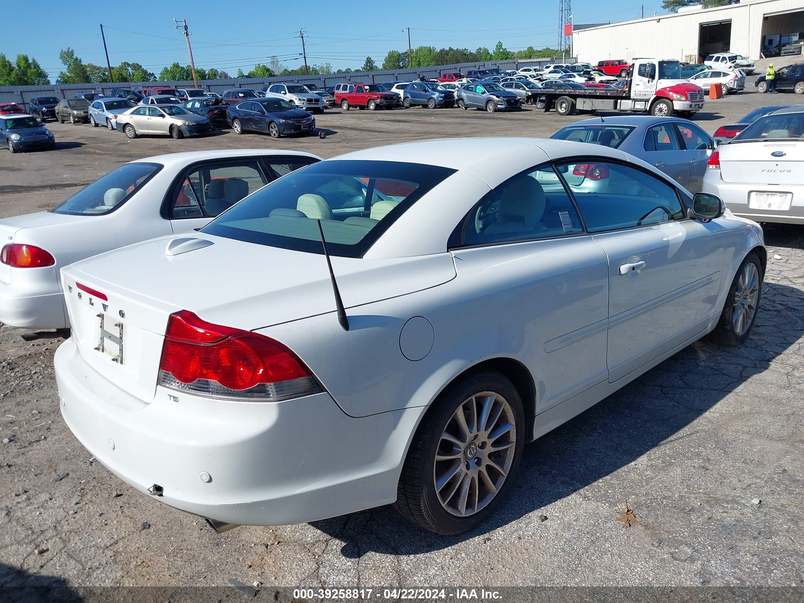 Photo 3 VIN: YV1MC67249J075689 - VOLVO C70 