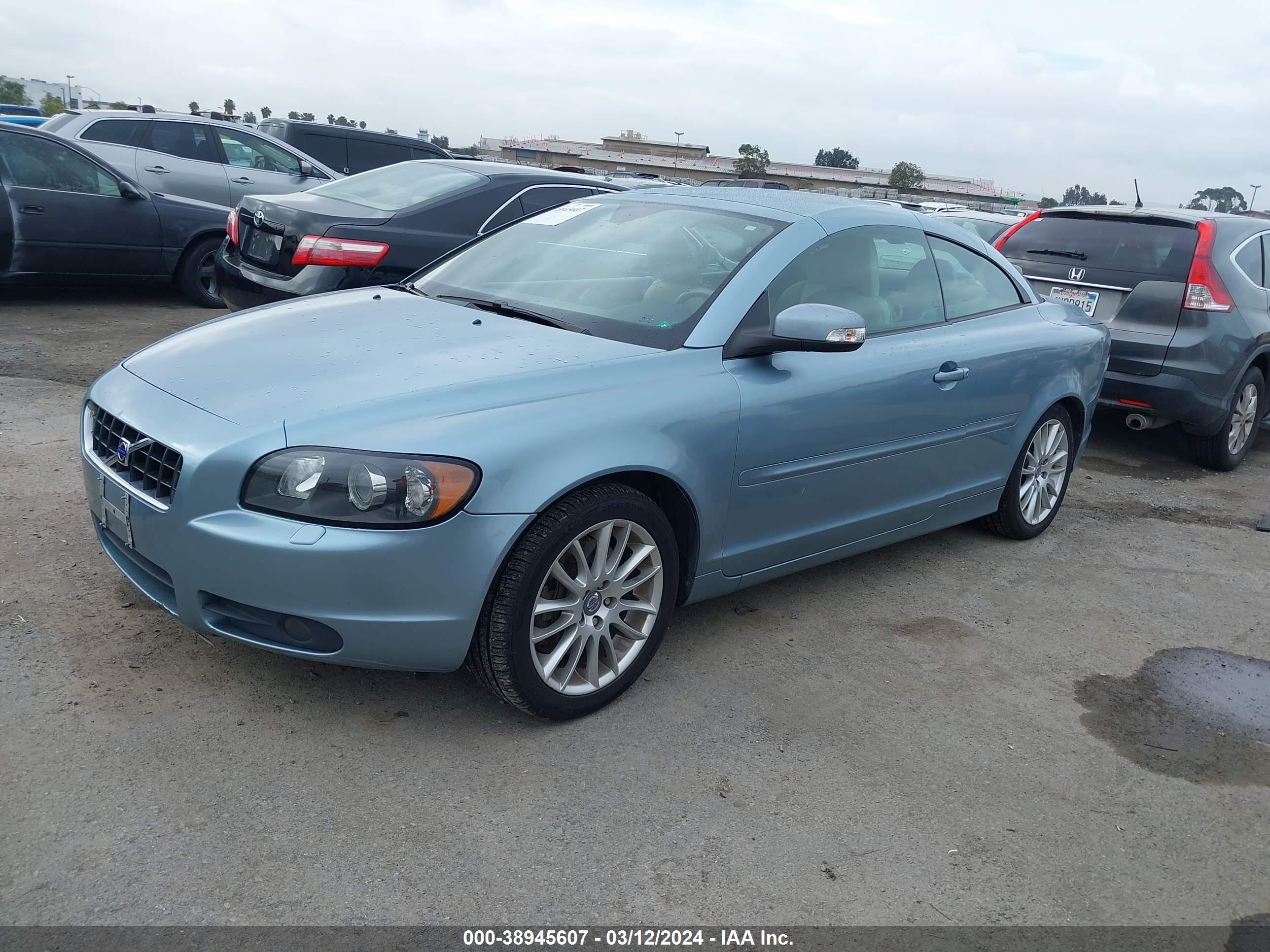 Photo 1 VIN: YV1MC672X9J076880 - VOLVO C70 