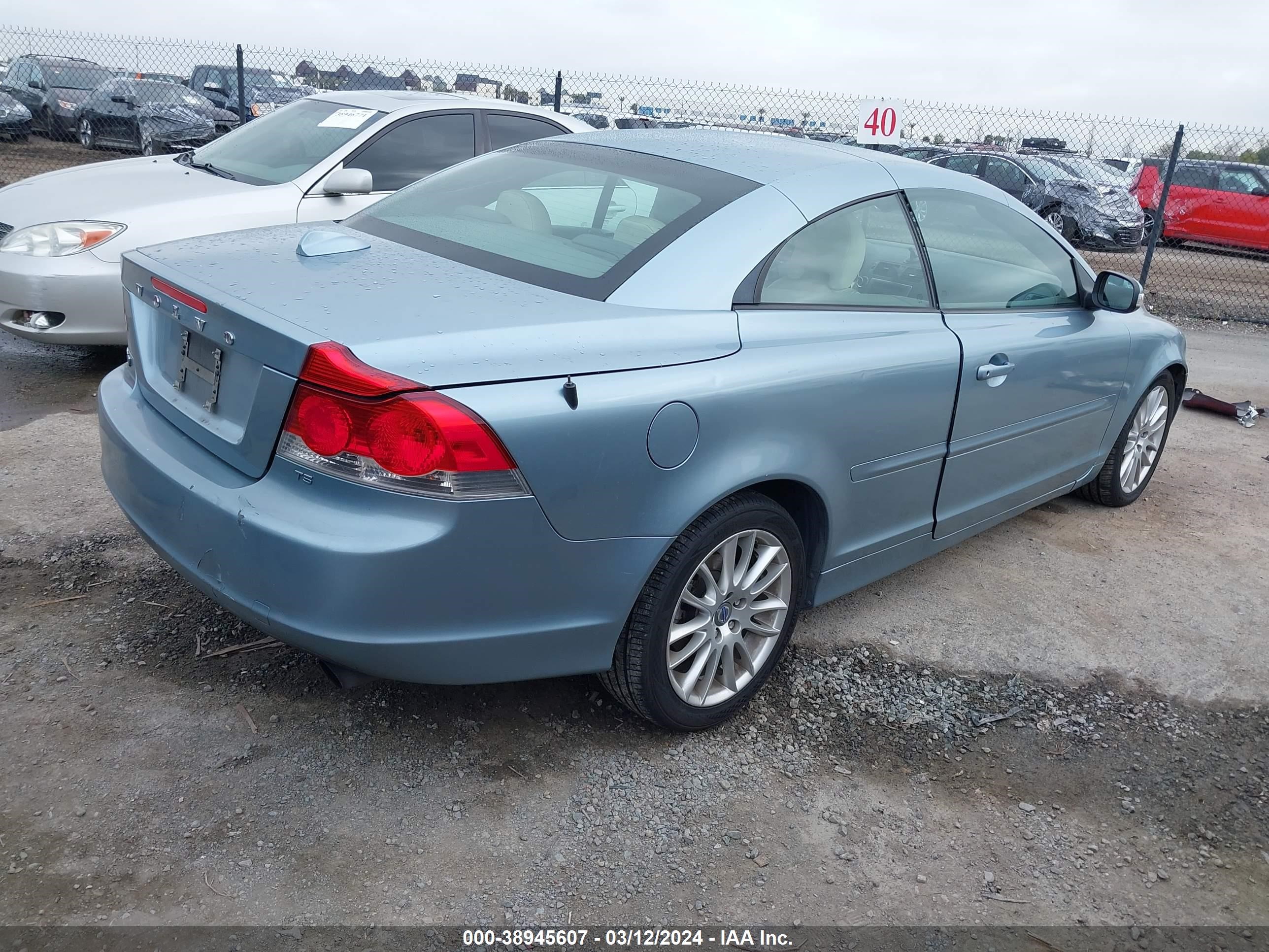 Photo 3 VIN: YV1MC672X9J076880 - VOLVO C70 