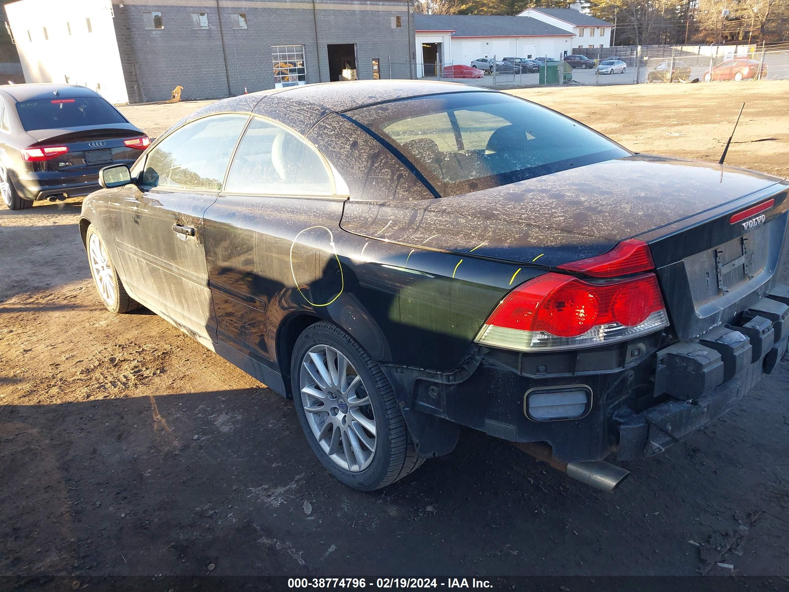 Photo 2 VIN: YV1MC68217J015543 - VOLVO C70 