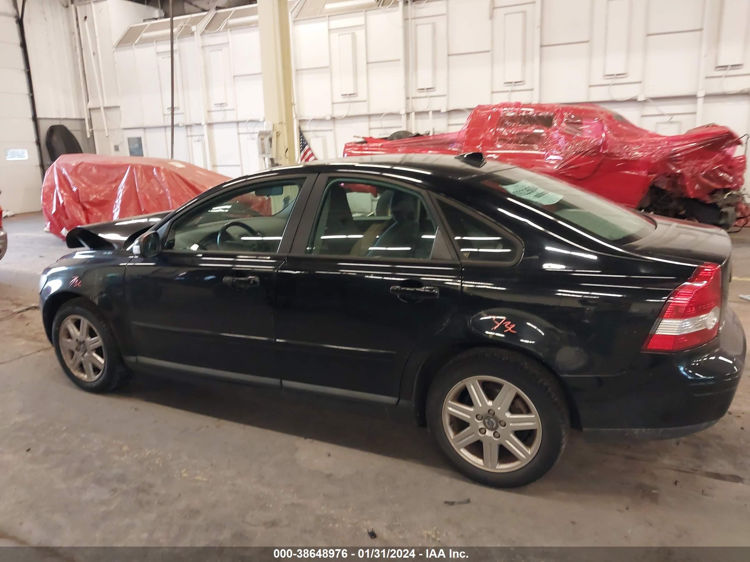 Photo 13 VIN: YV1MS382572270708 - VOLVO S40 