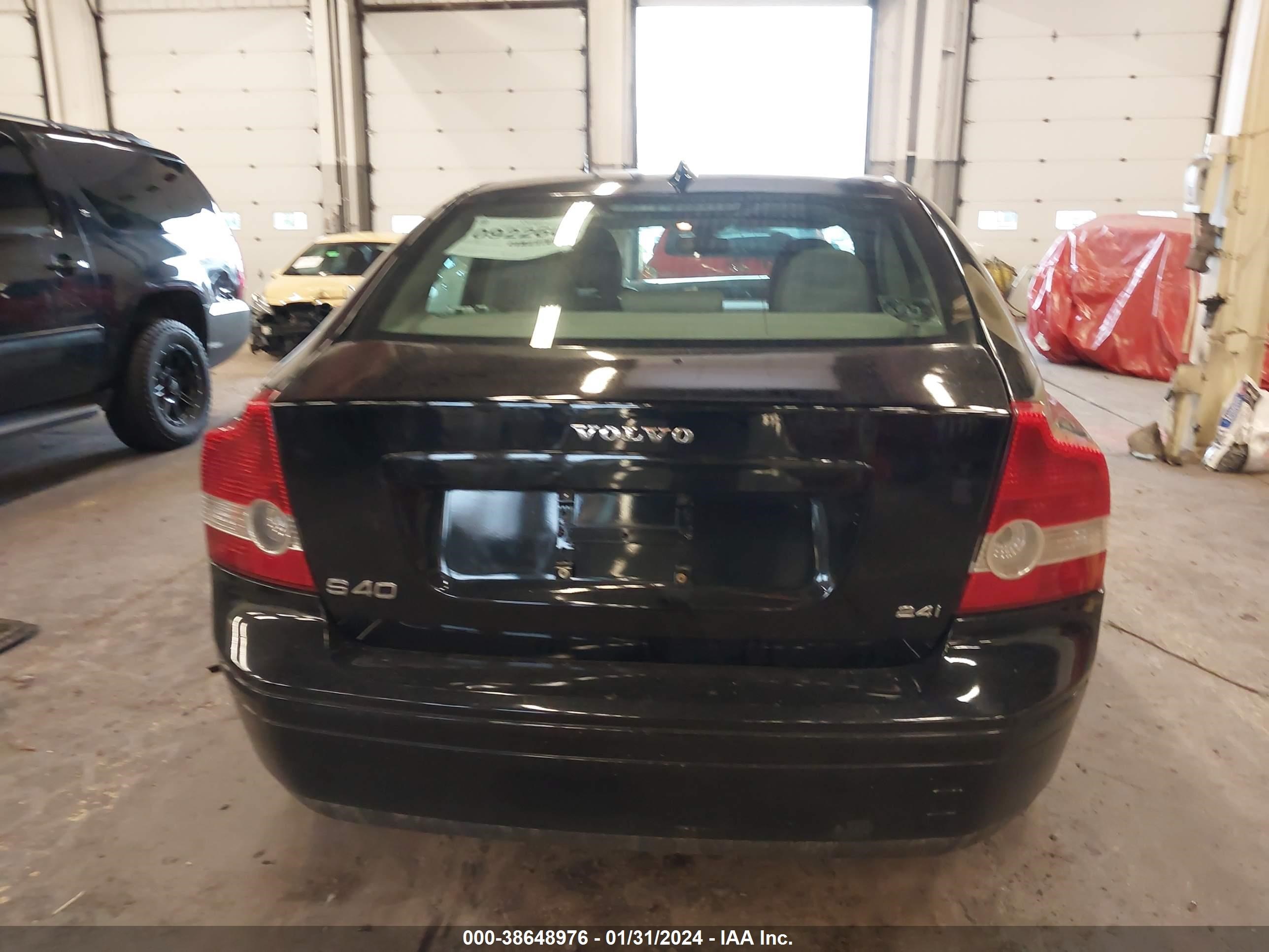 Photo 15 VIN: YV1MS382572270708 - VOLVO S40 