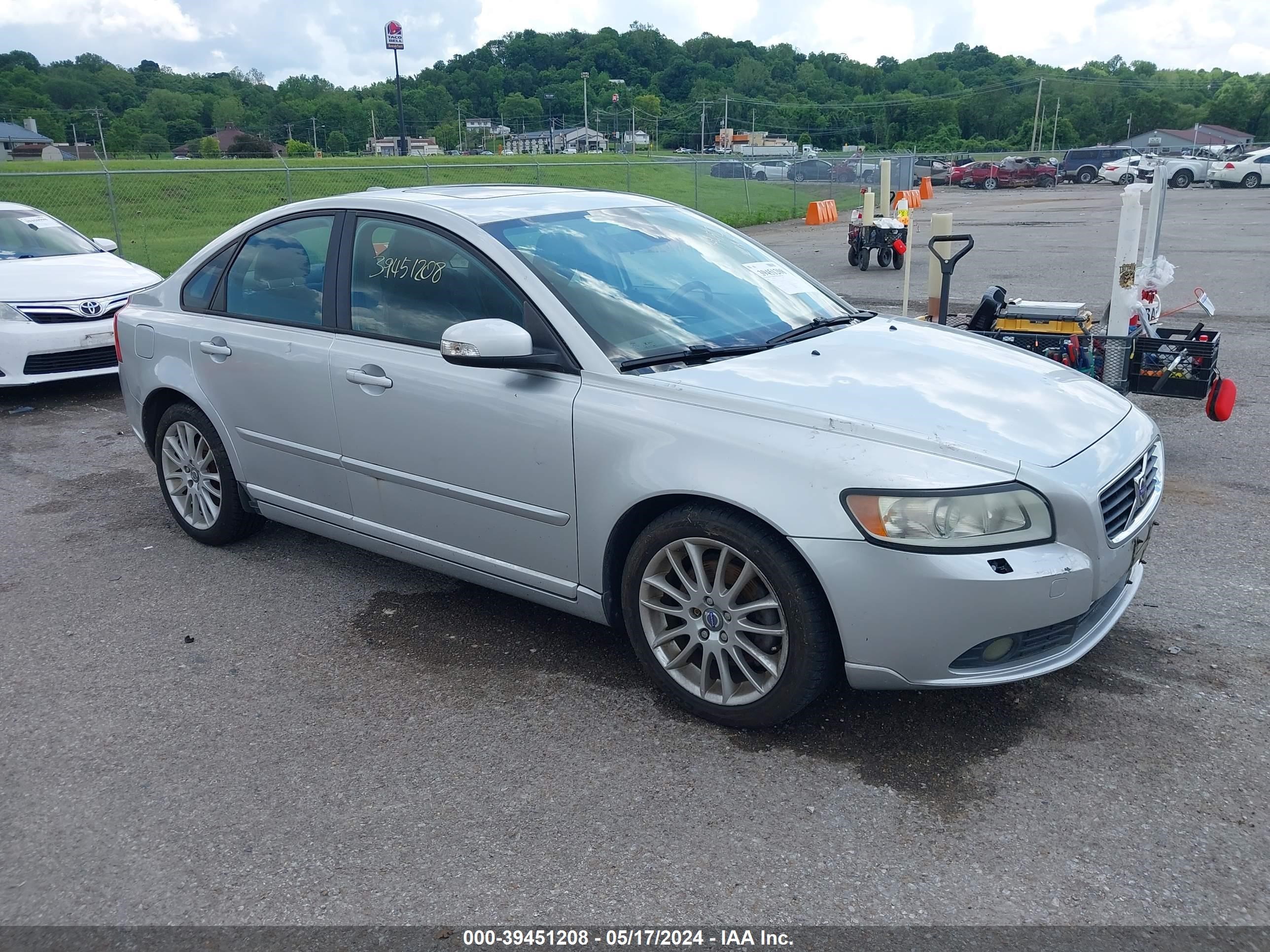 Photo 0 VIN: YV1MS382692442117 - VOLVO S40 