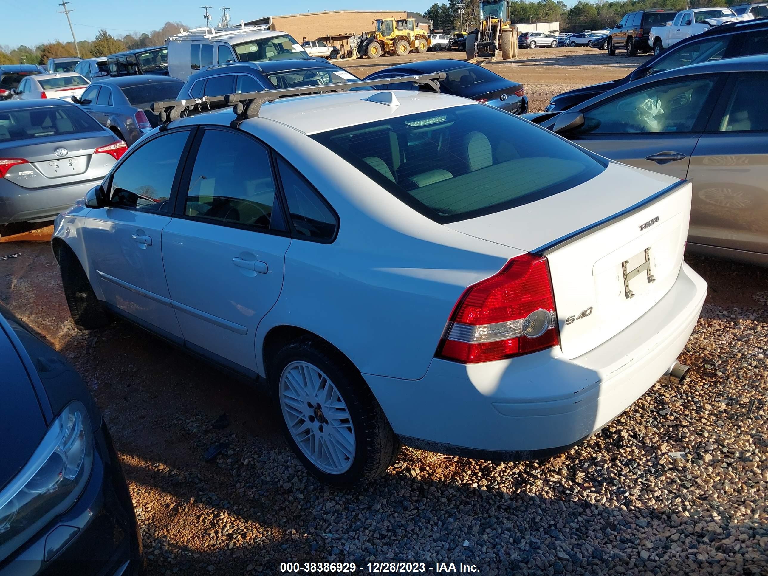 Photo 2 VIN: YV1MS382762215644 - VOLVO S40 