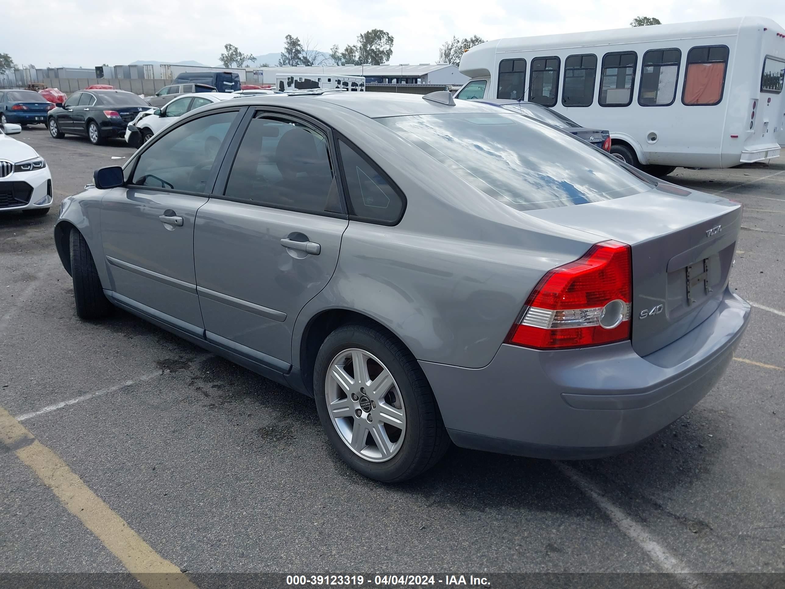 Photo 2 VIN: YV1MS382862216673 - VOLVO S40 