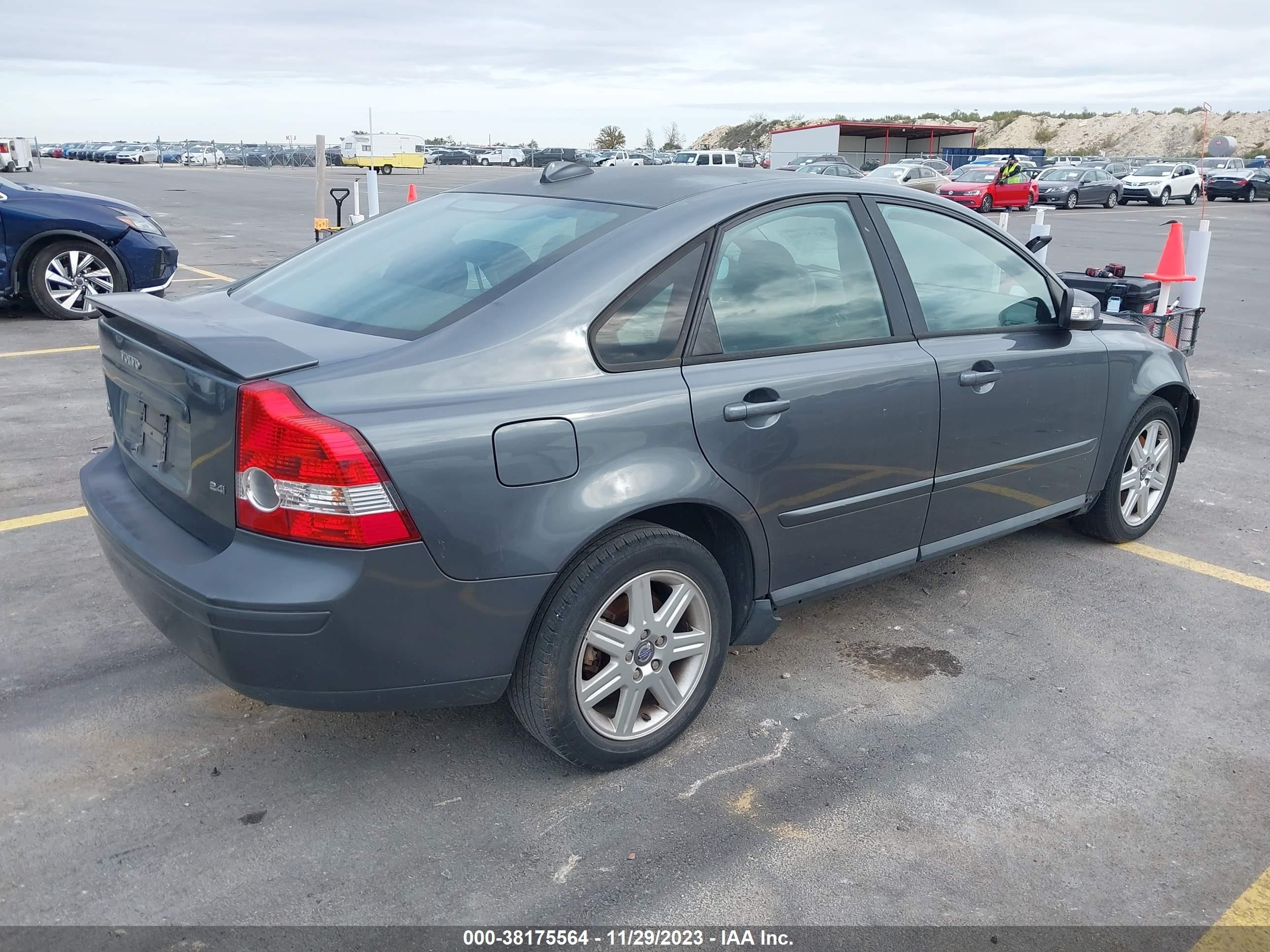 Photo 3 VIN: YV1MS382972305282 - VOLVO S40 