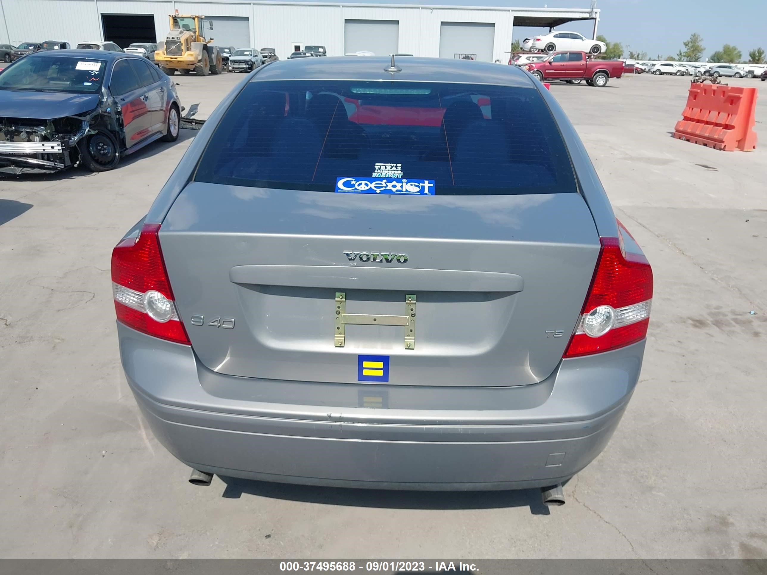 Photo 15 VIN: YV1MS682X42011905 - VOLVO S40 