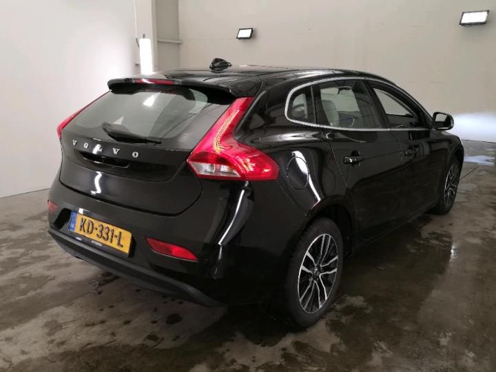 Photo 2 VIN: YV1MV2181H2381051 - VOLVO V40 