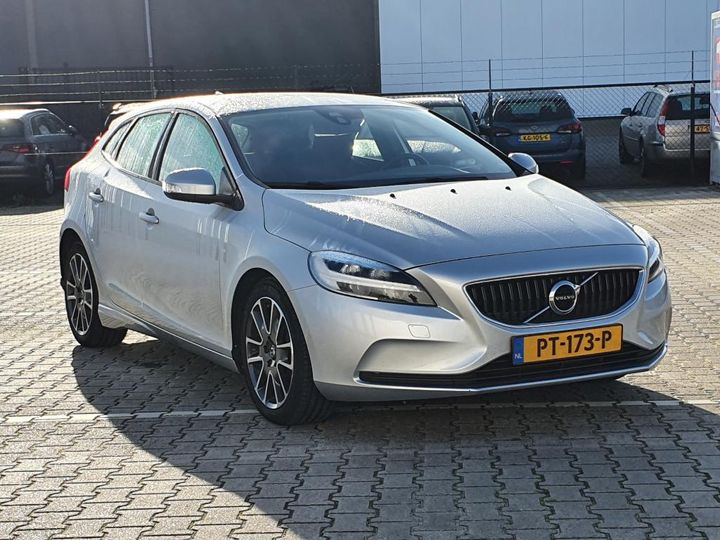 Photo 2 VIN: YV1MV2880J2464282 - VOLVO V40 