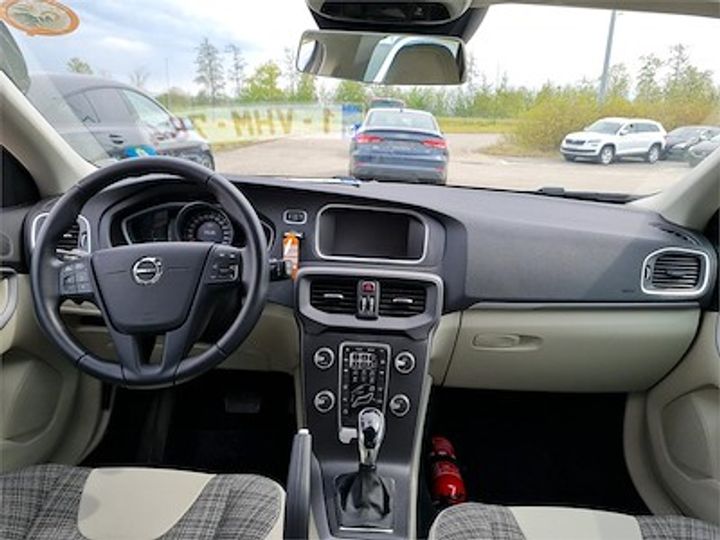 Photo 9 VIN: YV1MV32V0K2572736 - VOLVO V40 - 2016 