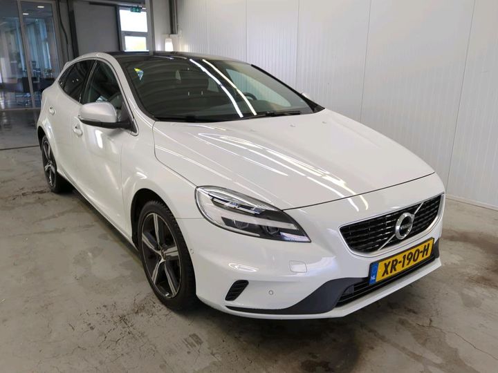 Photo 1 VIN: YV1MV32V0K2582715 - VOLVO V40 