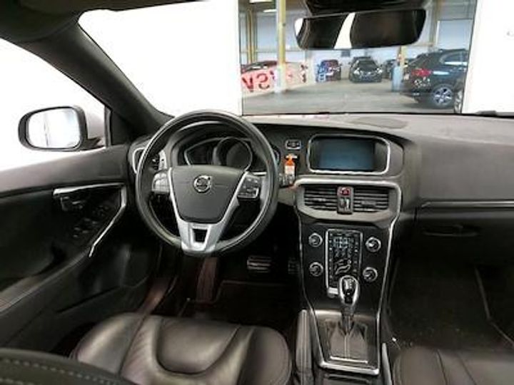 Photo 9 VIN: YV1MV32V0K2585601 - VOLVO V40 - 2016 