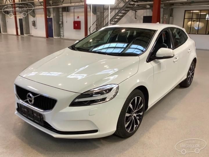 Photo 0 VIN: YV1MV32V0K2605240 - VOLVO V40 HATCHBACK 