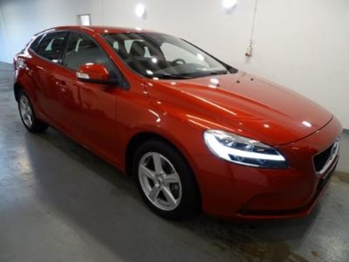 Photo 2 VIN: YV1MV33V0K2568645 - VOLVO V40 - 2016 