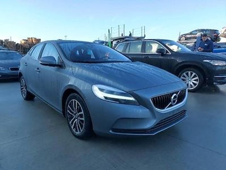 Photo 2 VIN: YV1MV33V0K2581556 - VOLVO V40 - 2016 