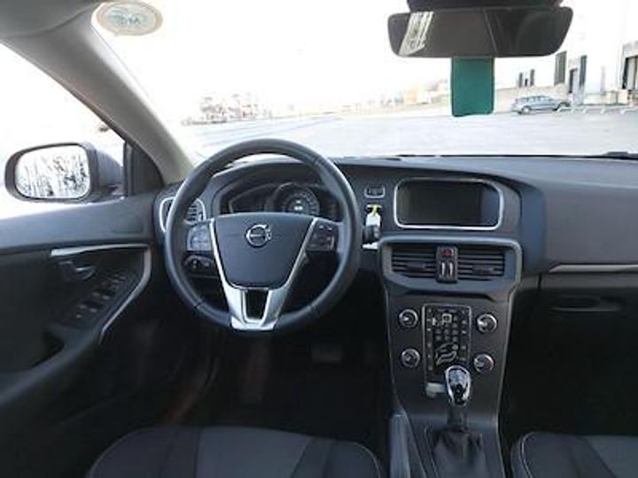 Photo 9 VIN: YV1MV33V0K2581556 - VOLVO V40 - 2016 