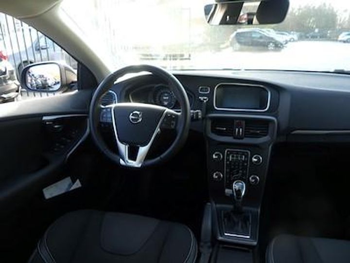 Photo 9 VIN: YV1MV33V0K2582344 - VOLVO V40 - 2016 