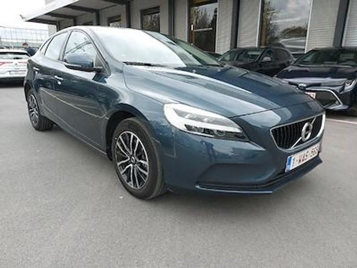 Photo 2 VIN: YV1MV33V0K2592537 - VOLVO V40 - 2016 