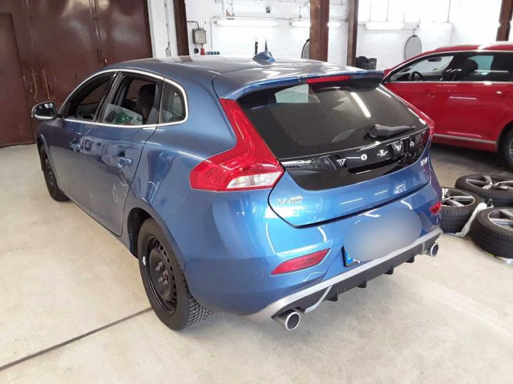 Photo 2 VIN: YV1MV35V1K2610621 - VOLVO V40 