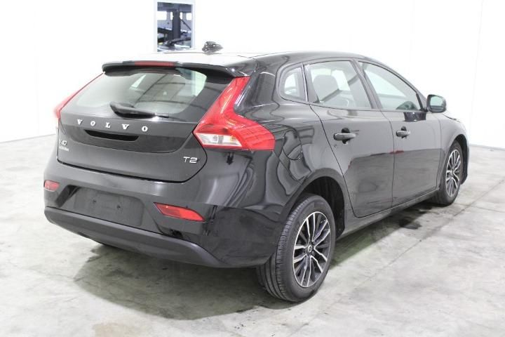 Photo 3 VIN: YV1MV36V1K2581586 - VOLVO V40 HATCHBACK 