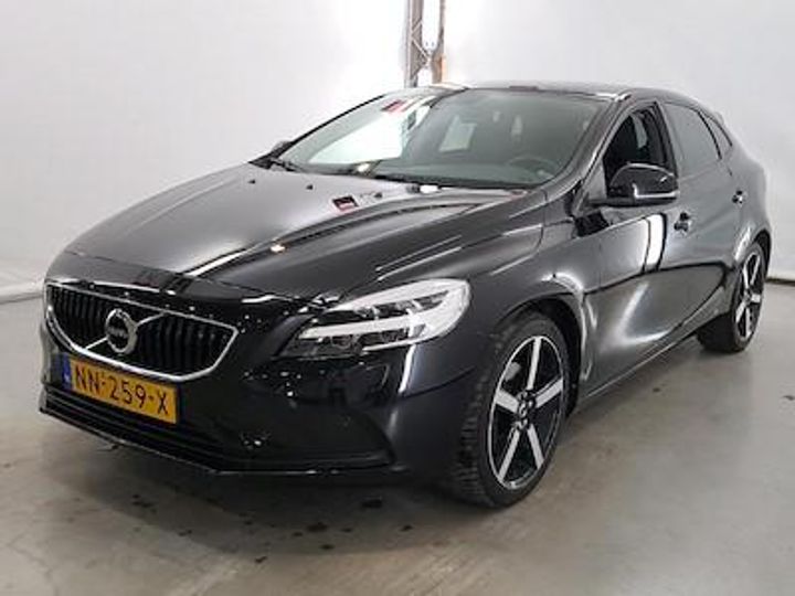 Photo 1 VIN: YV1MV37L1H2431454 - VOLVO V40 