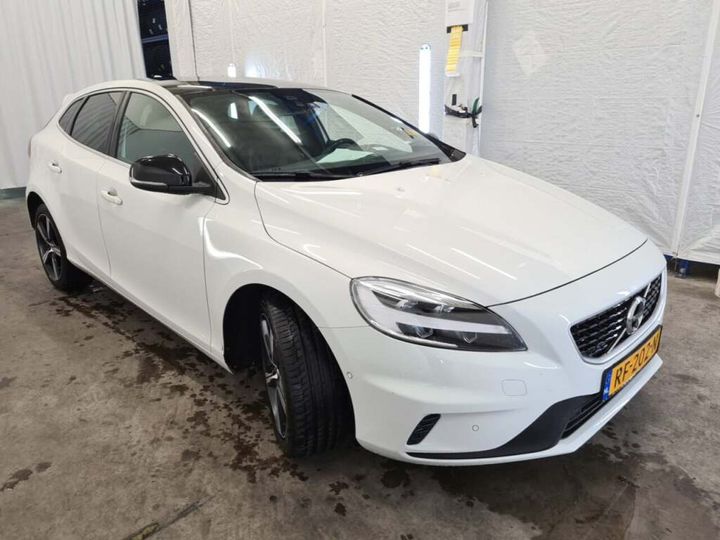 Photo 34 VIN: YV1MV41L0J2478543 - VOLVO V40 