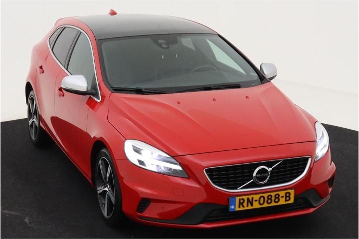 Photo 2 VIN: YV1MV41L0J2490978 - VOLVO V40 