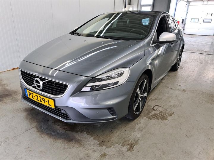 Photo 0 VIN: YV1MV41L1J2470274 - VOLVO V40 