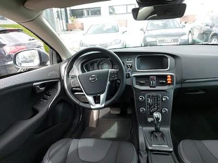 Photo 9 VIN: YV1MV70V0K2592628 - VOLVO V40 DIESEL - 2016 