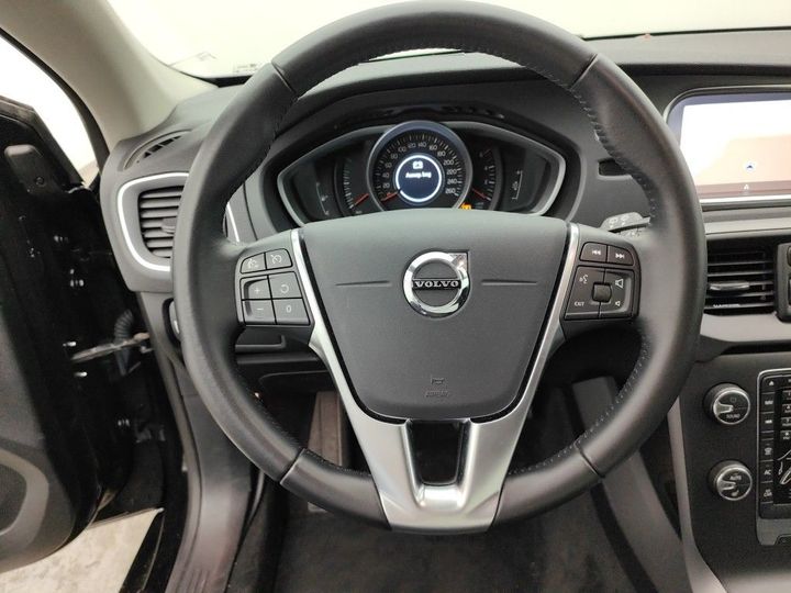 Photo 29 VIN: YV1MV70V1K2579774 - VOLVO V40 FL'16 