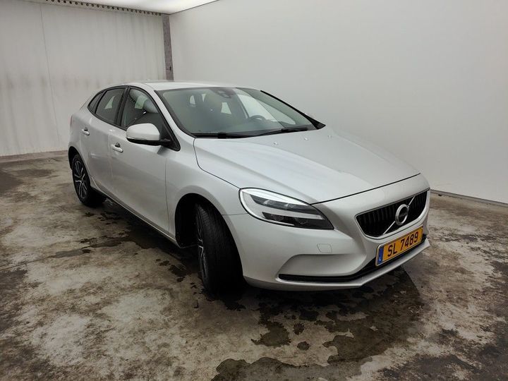 Photo 7 VIN: YV1MV70V1K2580800 - VOLVO V40 '16 