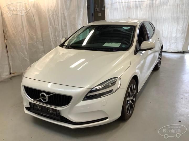 Photo 1 VIN: YV1MV72V0K2567559 - VOLVO V40 HATCHBACK 