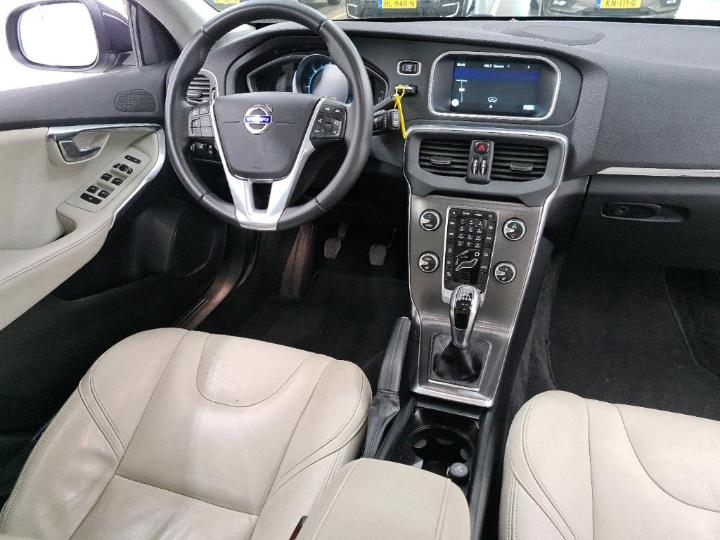 Photo 10 VIN: YV1MV7431G2280572 - VOLVO V40 2.0 D2 120PK 