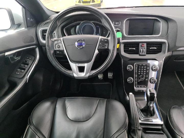 Photo 10 VIN: YV1MV7431G2286219 - VOLVO V40 2.0 D2 