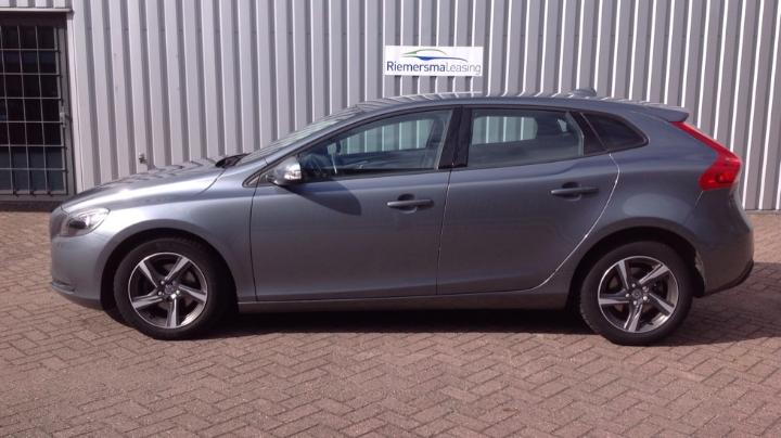 Photo 2 VIN: YV1MV7431G2294358 - VOLVO V40 