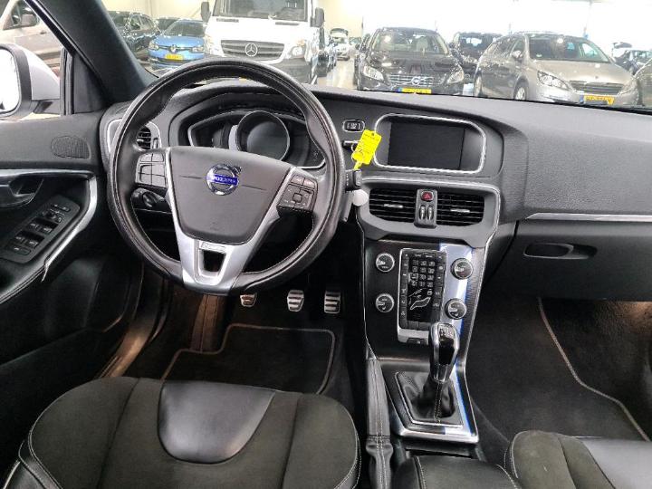 Photo 10 VIN: YV1MV7431G2294595 - VOLVO V40 