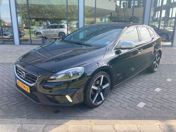 Photo 0 VIN: YV1MV7431G2305566 - VOLVO V40 