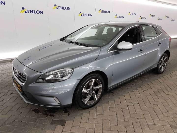 Photo 0 VIN: YV1MV7431G2305916 - VOLVO V40 