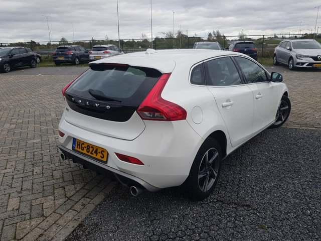 Photo 2 VIN: YV1MV7431G2306010 - VOLVO V40 