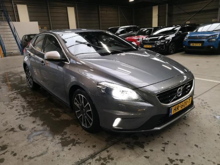 Photo 2 VIN: YV1MV7431G2310850 - VOLVO V40 