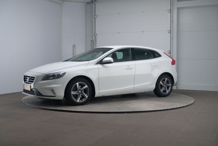 Photo 0 VIN: YV1MV7431G2311881 - VOLVO V40 