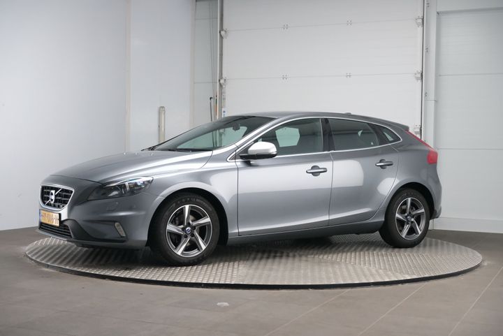 Photo 0 VIN: YV1MV7431G2312127 - VOLVO V40 