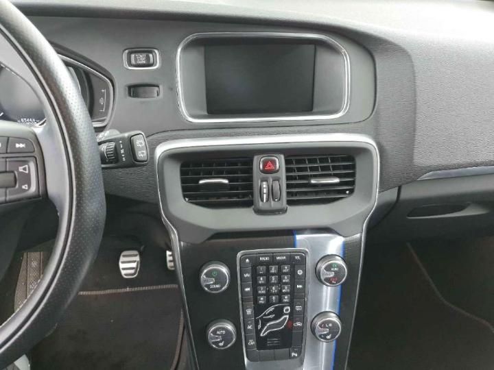 Photo 9 VIN: YV1MV7431G2318223 - VOLVO V40 