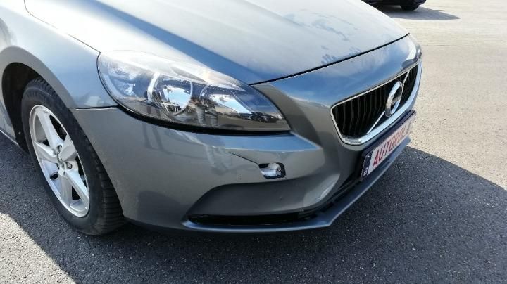 Photo 33 VIN: YV1MV7431H2383856 - VOLVO V40 HATCHBACK 