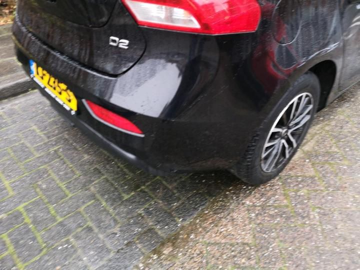 Photo 29 VIN: YV1MV7431H2384792 - VOLVO V40 