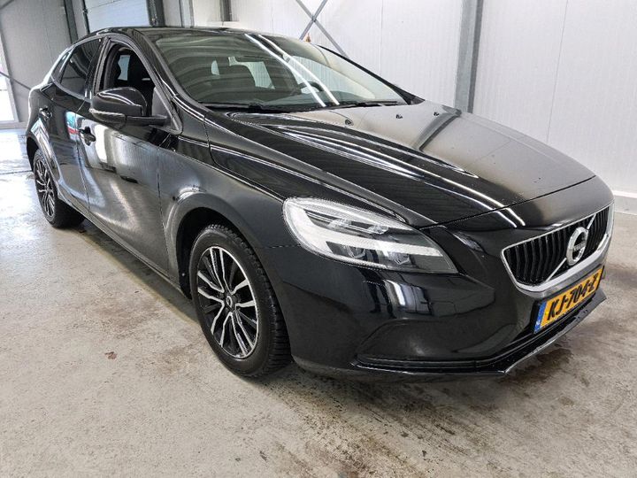 Photo 2 VIN: YV1MV7431H2390385 - VOLVO V40 